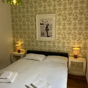  Couette-café Maison D' Orange -